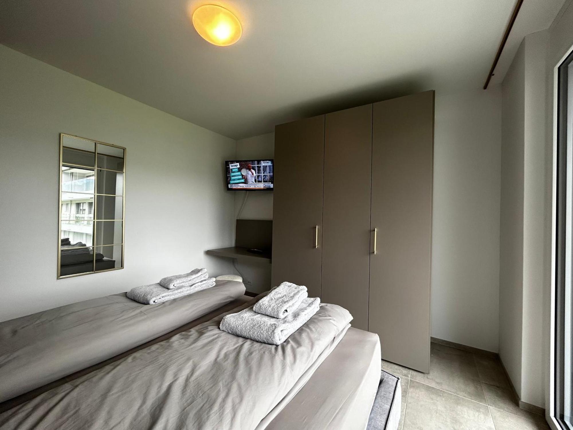Family Apartment, Near The Beach Whit Private Park Locarno Exterior foto